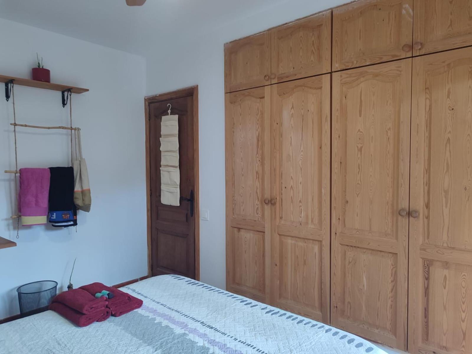 Habitacion Privada En Casa Particular, Montana Olesa de Bonesvalls Luaran gambar